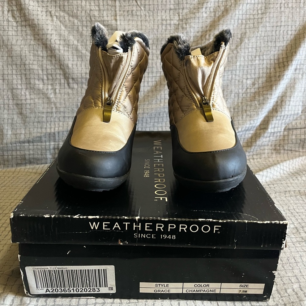 Weatherproof Women's Champagne & Black Waterproof Winter Boots | NWOT